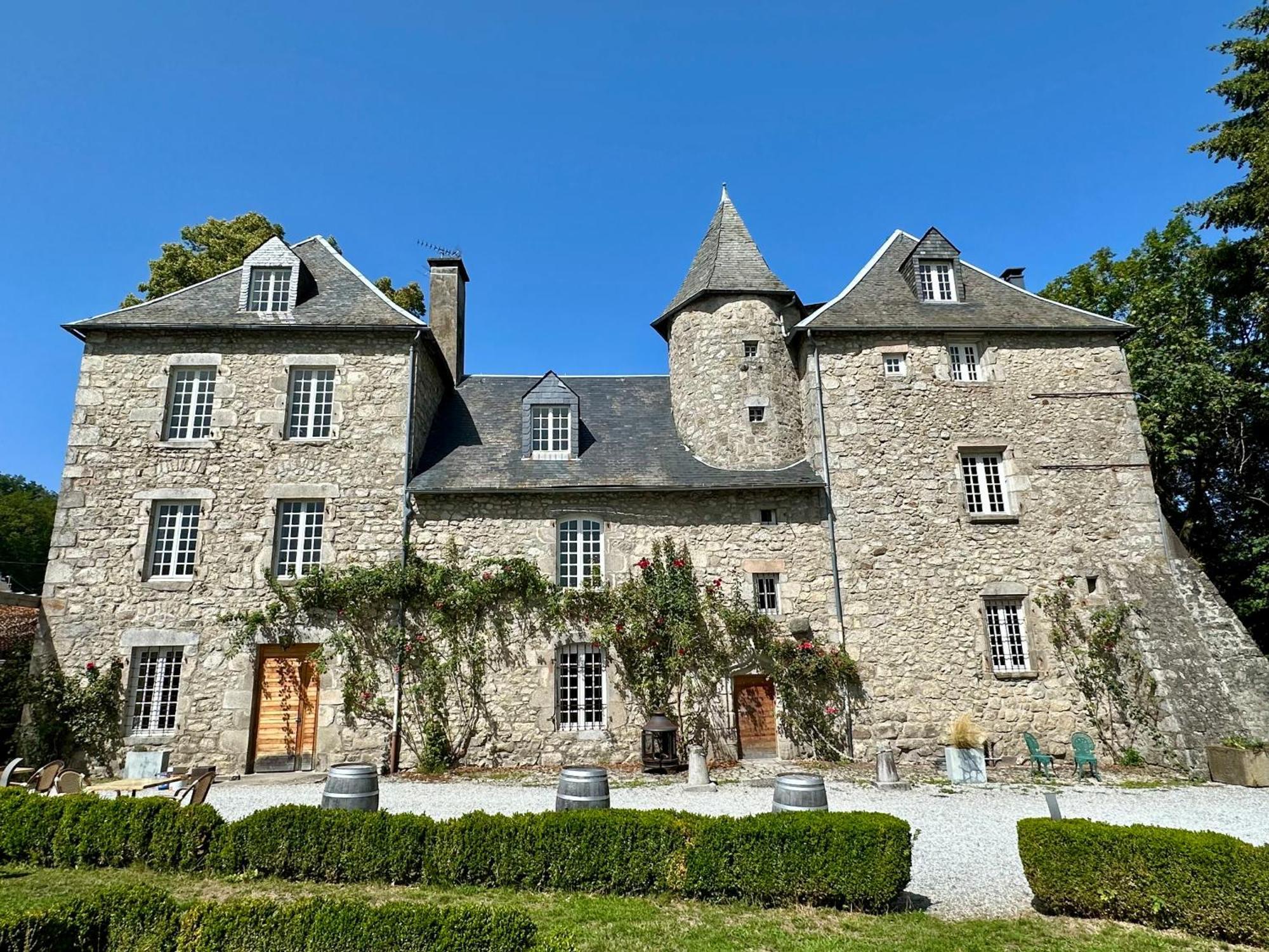 Chateau De La Borde A Ussel, Centre-Ville, Proche Autoroute A89 Ussel  Bagian luar foto